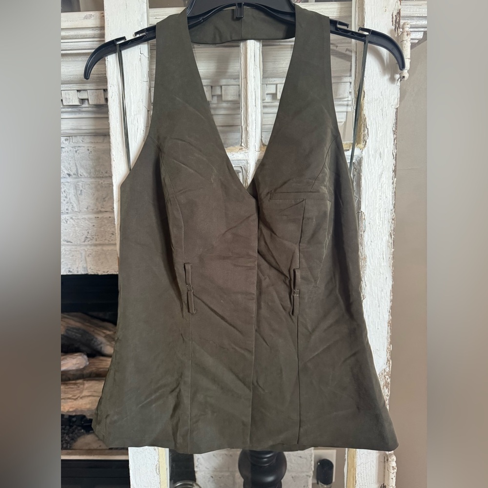 Anthropologie Mare Olive Green Sleeveless Vest Too. NWT